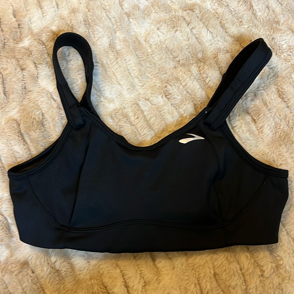 Never worn, no tags